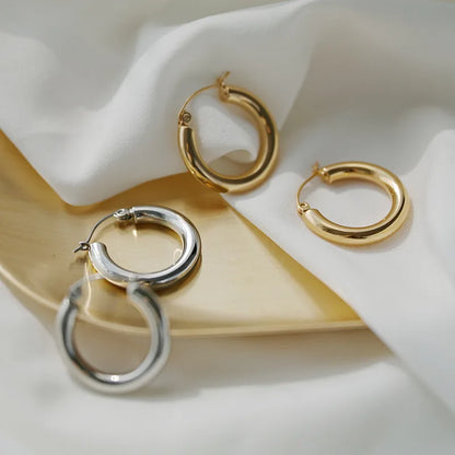 Sterling Silver Retro Hoop Earring