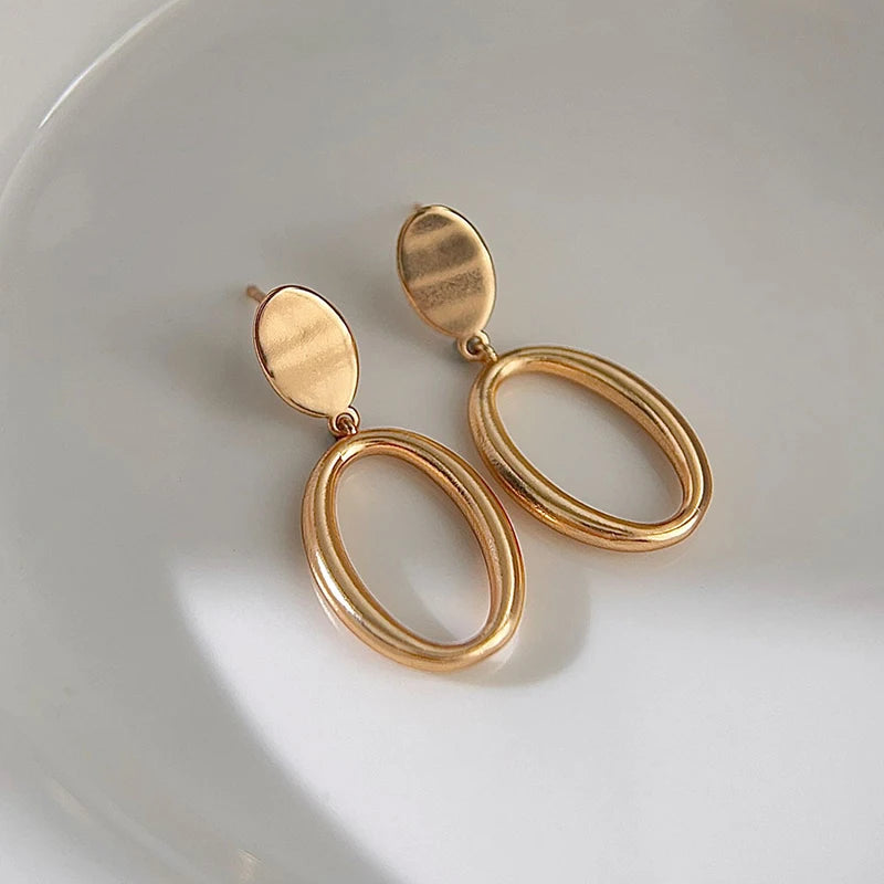 Needle Elegant Drop Earrings